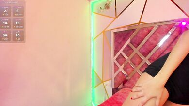 DollyMae - Porn Video [Cam4]: voluptuous porn slut, stunning décolletage, radiant ass