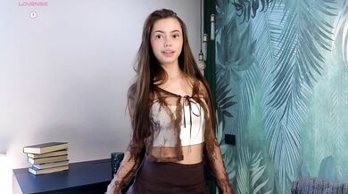 LynnHelme - Porn Video [Cam4]: enthusiastic entertainer, captivating goddess, mesmerizing queen