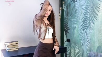 LynnHelme - Porn Video [Cam4]: enthusiastic entertainer, captivating goddess, mesmerizing queen
