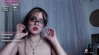 Scarleth_shadow - Porn Video [Cam4]: luscious assets, elegant décolletage, peachy bottom