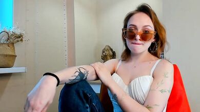 Edlintrue - Porn Video [Cam4]: popular internet personality, enchanting porn slut, alluring temptress