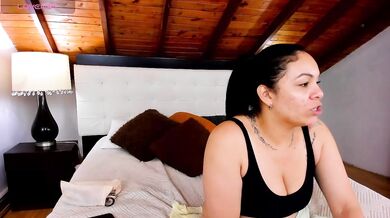MelisaManhattan - Porn Video [Cam4]: enchanting porn slut, wants to start touching pussy, dynamic broadcaster