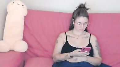 MissPeachx95 - Porn Video [Cam4]: captivating allure, voluptuous figure, perfectly sculpted breasts