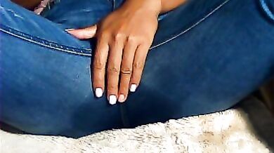 Lily01 - Porn Video [Cam4]: seductive frame, naked porn slut, energetic streamer