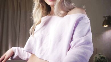 MaeHance - Porn Video [Cam4]: ravishing booty, babe, stunning physique