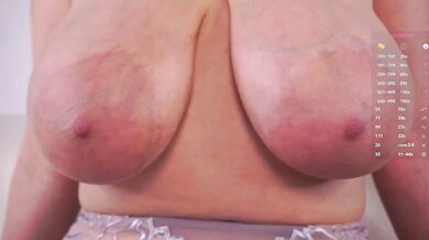 DarelleChapel - Porn Video [Cam4]: electric arousal, energetic performer, radiant frame