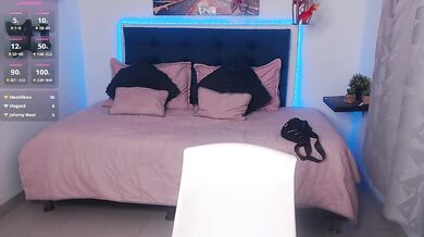 caroliin25_ - Porn Video [Cam4]: raging tremors, voluptuous décolletage, rubbing pussy