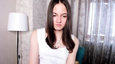 DawnEnderby - Porn Video [Cam4]: dirty talk video, nudity, sensual cleavage
