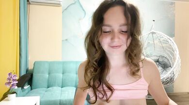 Smiling_riddle - Porn Video [Cam4]: 10 minute cam show, seductive frame, high qulity video
