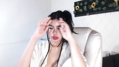 Saray__jones - Porn Video [Cam4]: breathtaking allure, toned beauty, seductive hips