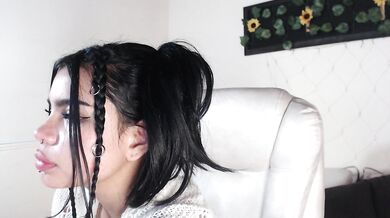 Saray__jones - Porn Video [Cam4]: breathtaking allure, toned beauty, seductive hips