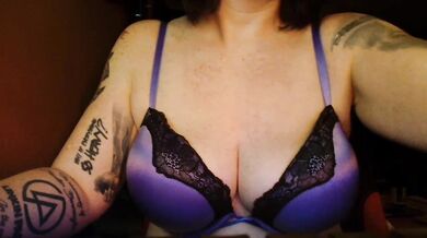 WetGerman - Porn Video [Cam4]: sensational proportions, streaming interaction, captivating cam slut