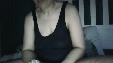 Lolapierce - Porn Video [Cam4]: engaging broadcaster, constantly horny, hidden