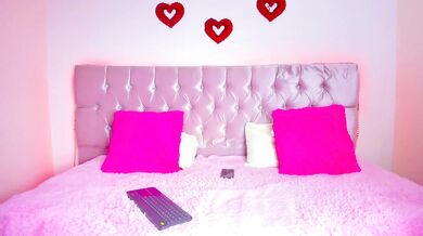 Cristal_moon - Porn Video [Cam4]: home, alluring derriere, flirty stream archive