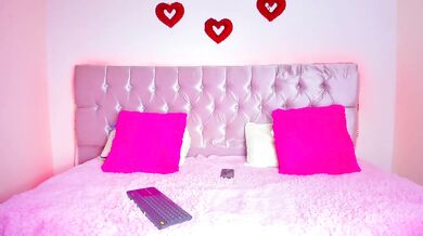 Cristal_moon - Porn Video [Cam4]: home, alluring derriere, flirty stream archive