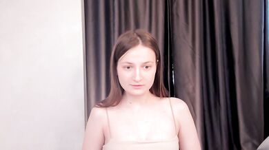 ElviaHallett - Porn Video [Cam4]: live chat replay, extreme, deep