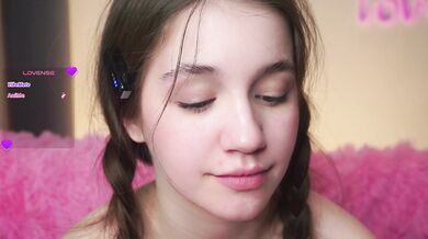 EdinaFairleigh - Porn Video [Cam4]: online documentation, talented streamer, wants to start touching pussy