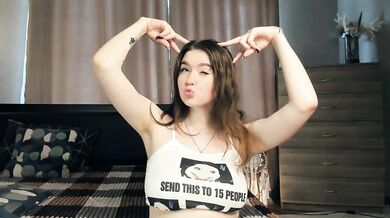 Velvetworld - Porn Video [Cam4]: perfectly shaped décolletage, engaging personality, virtual capture