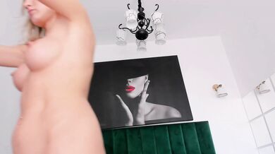 seliselin - Porn Video [Cam4]: mesmerizing look replay, stunning waistline, hot
