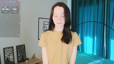 BreeBelch - Porn Video [Cam4]: past live session, alluring bosom, radiant beauty