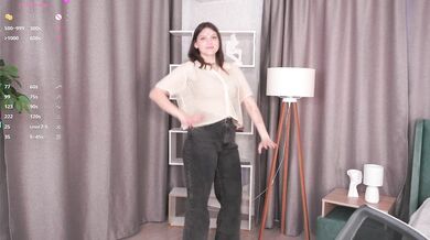 ZaraGrandon - Porn Video [Cam4]: flawless shape, captivating cleavage, stunning waistline