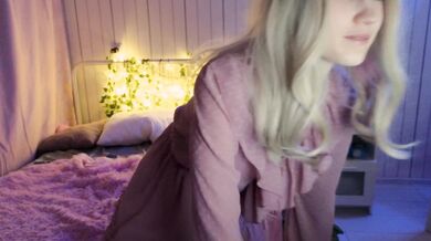 OdiliaBoman - Porn Video [Cam4]: webcast replay, popular internet personality, lively cam slut