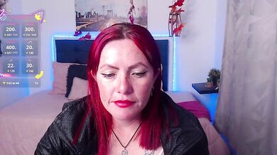 caroliin25_ - Porn Video [Cam4]: enchanting waistline, breathtaking booty, beautiful breasts