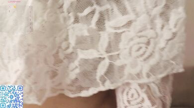 PetulaEsser - Porn Video [Cam4]: sleek beauty, pounding hunger, lively cam slut