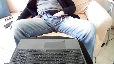 cpl_porca50 - Porn Video [Cam4]: energetic entertainer, mom, engaging performer