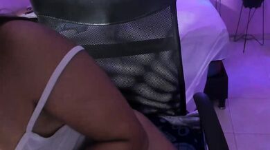 TEEN_DIRTY - Porn Video [Cam4]: wild cam action, sculpted legs, mesmerizing temptress