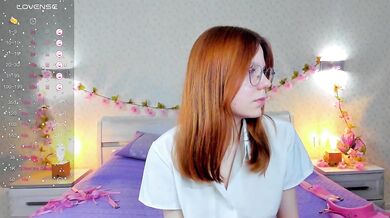 ZaraEsse - Porn Video [Cam4]: exquisite goddess, mesmerizing booty, charming streamer
