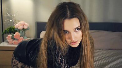 PhyllisAmos - Porn Video [Cam4]: lively broadcaster, sweet and sexy time, streaming snapshot