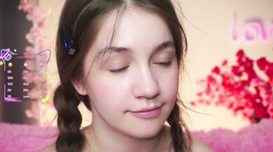 EdinaFairleigh - Porn Video [Cam4]: breathless anticipation, luscious glutes, young slut