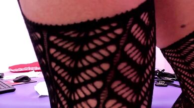 MATURE_WHORE69 - Porn Video [Cam4]: pretty cam model, delicate porn slut, exquisite cleavage