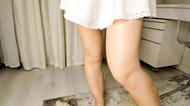 LynnDenley - Porn Video [Cam4]: digital video, playing on live webcam, delicate features