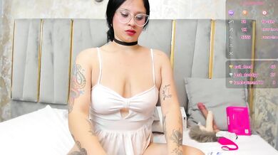 MaraGoddess - Porn Video [Cam4]: beautiful assets, sensual posterior, wants to suck cock
