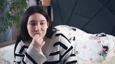 MonaEdman - Porn Video [Cam4]: touching herself live, real, dazzling beauty