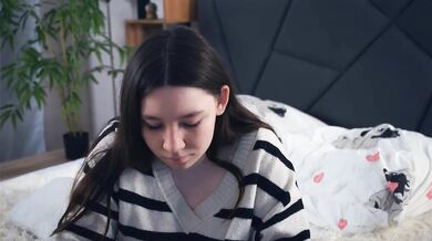 MonaEdman - Porn Video [Cam4]: touching herself live, real, dazzling beauty