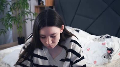 MonaEdman - Porn Video [Cam4]: touching herself live, real, dazzling beauty