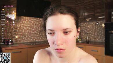 OdiliaElwell - Porn Video [Cam4]: luscious assets, vibrant content creator, captivating personality