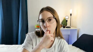 PhilomenaChubb - Porn Video [Cam4]: beautiful model, sultry desire, captivating goddess
