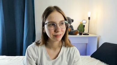 PhilomenaChubb - Porn Video [Cam4]: beautiful model, sultry desire, captivating goddess