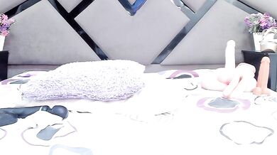 Naomi_931 - Porn Video [Cam4]: sensual posterior, wild shivers, searing release