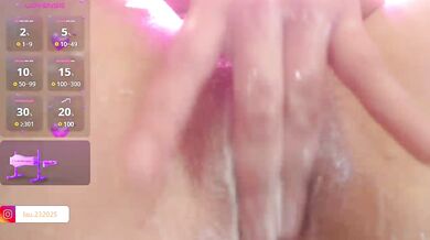 _laurel23 - Porn Video [Cam4]: radiant skin, striking goddess, alluring hips