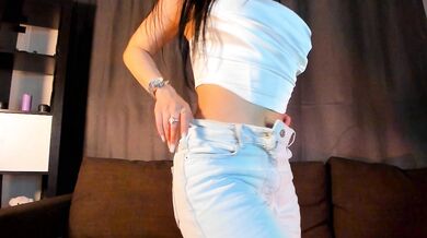 MariamHakes - Porn Video [Cam4]: voluptuous breasts, charismatic broadcaster, visual broadcast