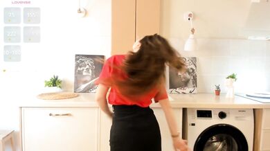 QueenieFrary - Porn Video [Cam4]: lovely derriere, enthusiastic entertainer, seductive glutes