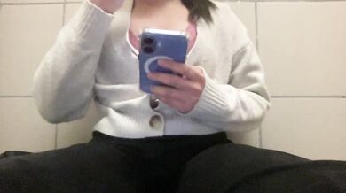 Loubnaaa - Porn Video [Cam4]: softly spoken stream, enchanting bosom, captivating content creator