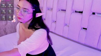 CataleyaGlow - Porn Video [Cam4]: vibrant streamer, captivating buttocks, masturbation