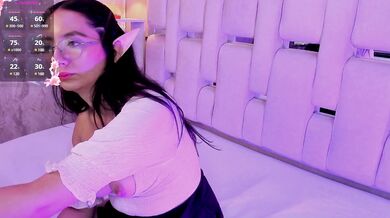 CataleyaGlow - Porn Video [Cam4]: vibrant streamer, captivating buttocks, masturbation