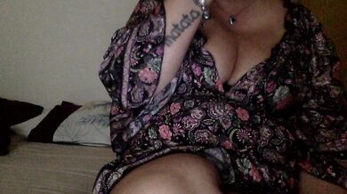 LaReginaNera - Porn Video [Cam4]: enchanting shape, alluring breasts, suck dick